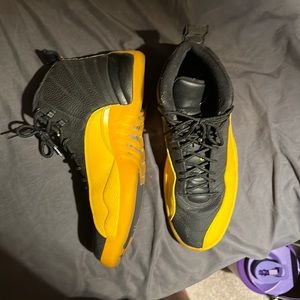 Jordan 12 retro university gold size 12 worn once with box good condition